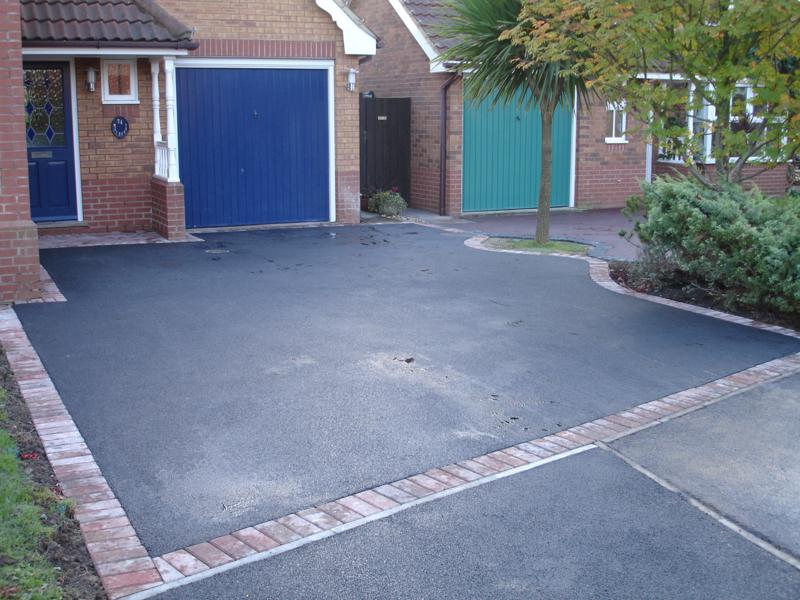 Tarmac 11