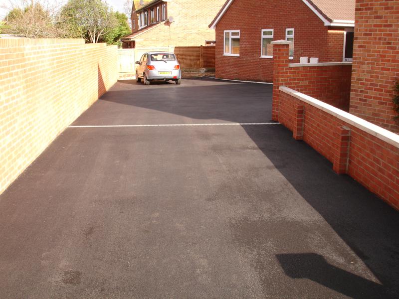 Tarmac 27