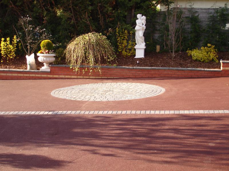 Red Tarmac 34